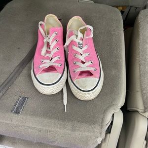 Pink converse